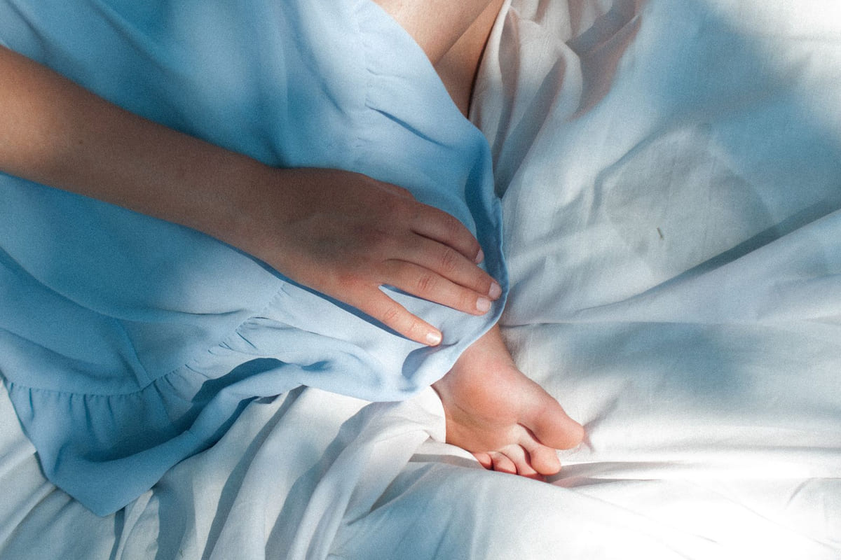 Thread Count คือมายาคติ: ทำไมตัวเลขสูงไม่ได้หมายถึงผ้าปูที่นอนที่ดีเสมอไป?