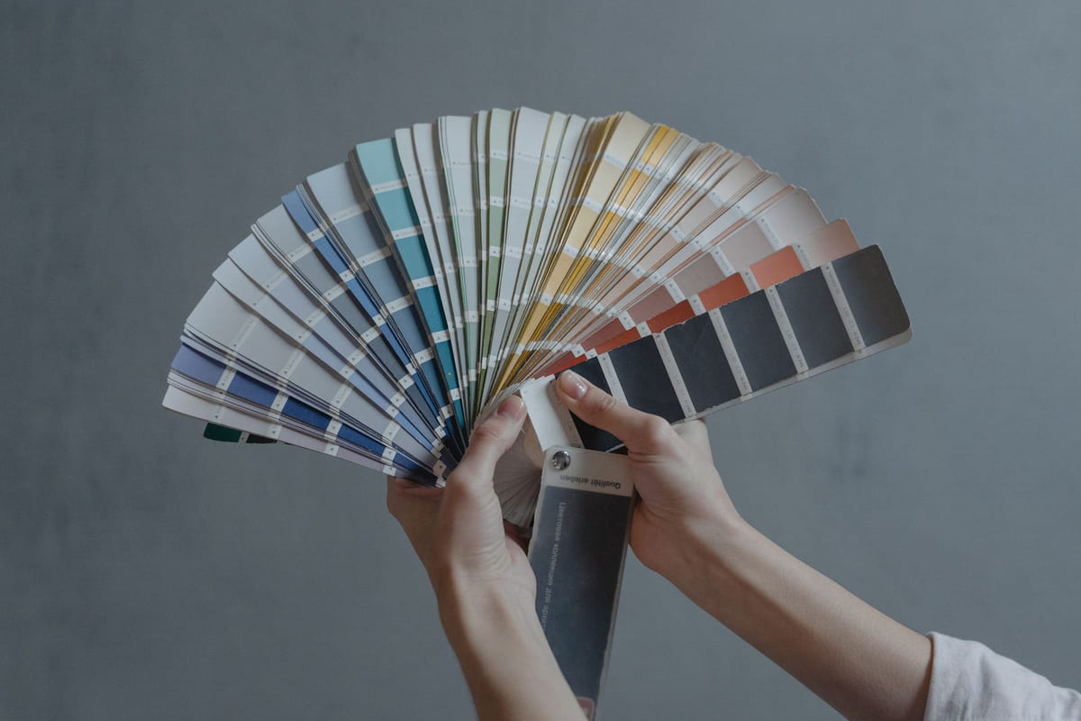 สีกาลกิณี: เมื่อความเชื่อบดบังพลังแห่งการลงมือทำ